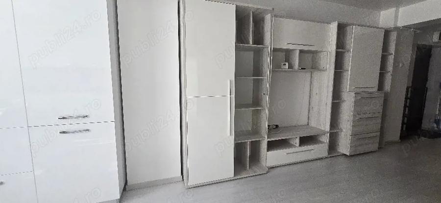 Apartament cu 2 camere semidecomandat în Tătărași