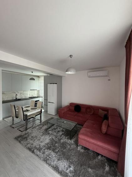 Apartament cu 3 camere decomandat în Dumbrăvița