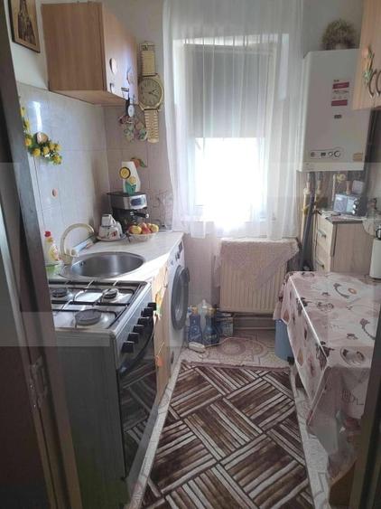 Apartament cu 2 camere semidecomandat, mobilat în Dorohoi