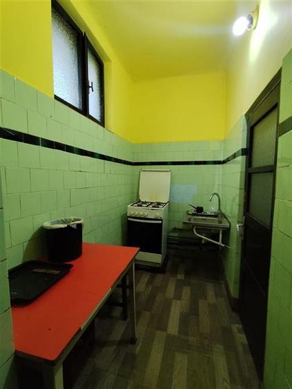Casă individuală cu 4 camere cu Canalizare în Transilvaniei