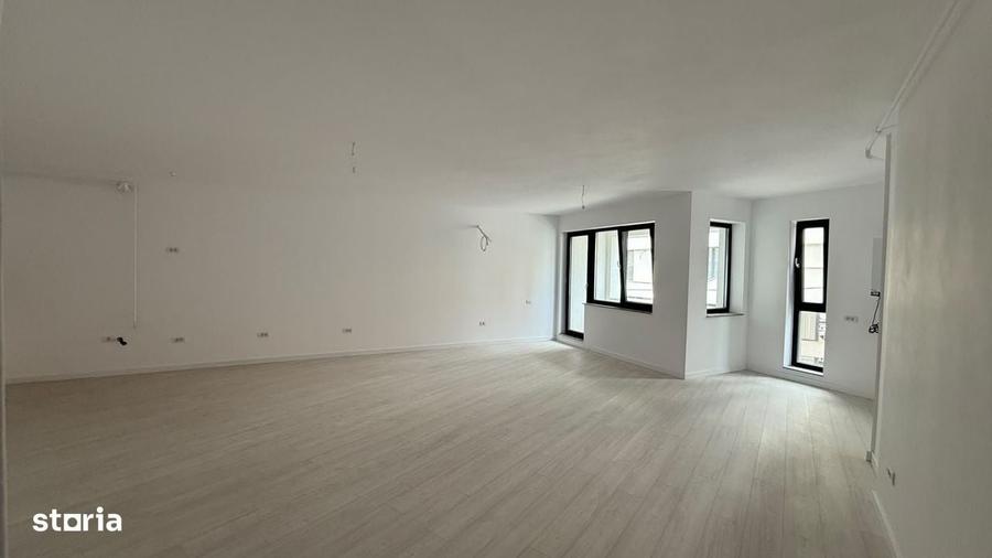 Apartament cu 3 camere decomandat în Nerva Traian