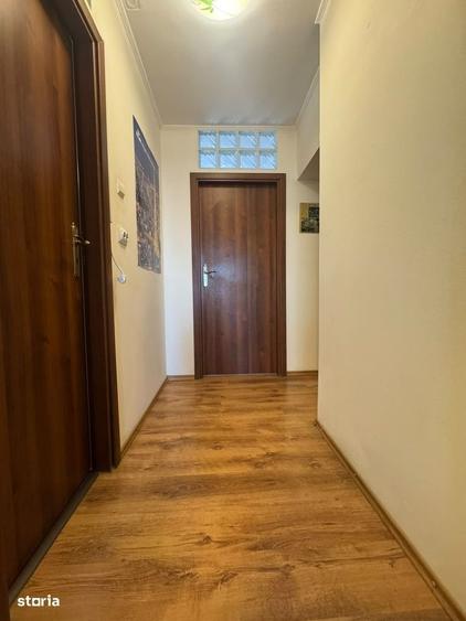 Apartament cu 4 camere decomandat în Ștefan cel Mare