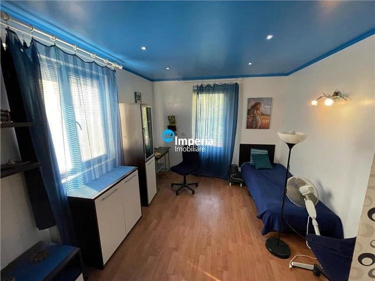 Casă individuală cu 4 camere cu Canalizare în Rediu