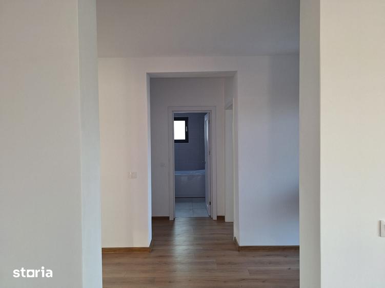 Casă cu 4 camere cu Teren 550 Mp în Central