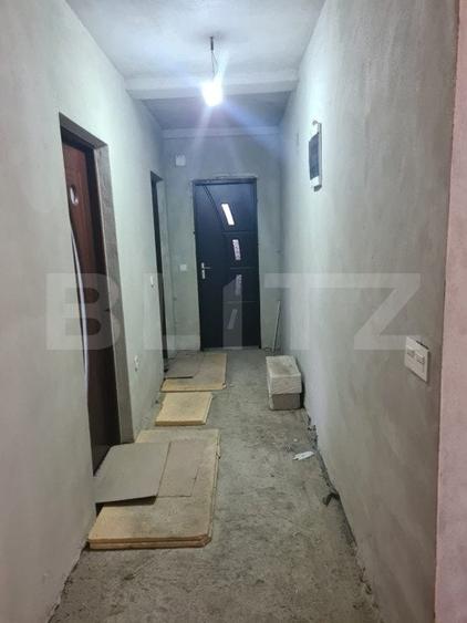 Casă individuală cu 9 camere cu Canalizare în Exterior Nord