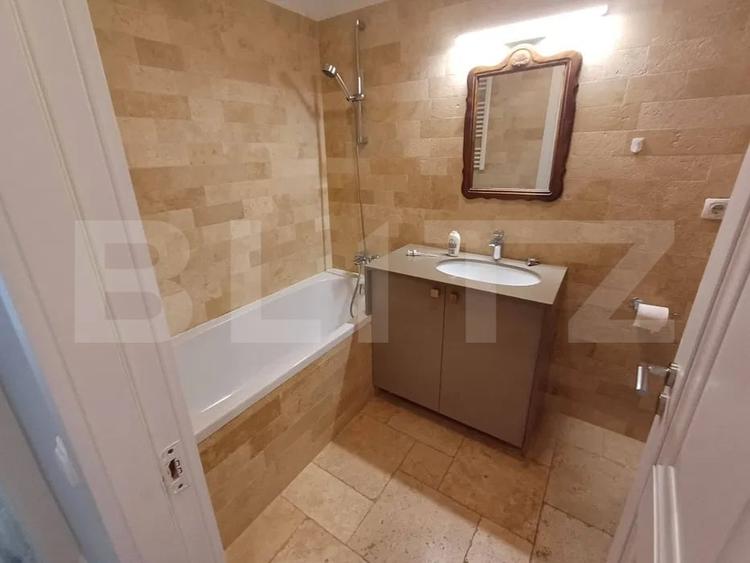 Apartament cu 2 camere semidecomandat, mobilat în Zorilor