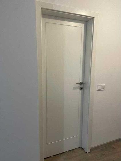 Apartament cu 3 camere decomandat în Florești
