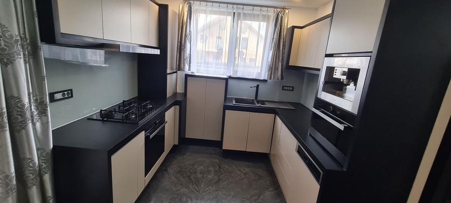 Casă cu 3 camere cu Teren 167 Mp în Dumbrăvița