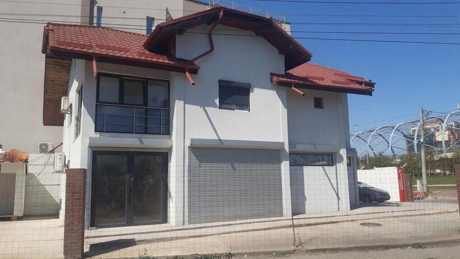Casă individuală cu 6 camere cu Canalizare în Theodor Pallady