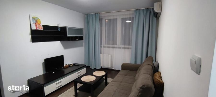 Apartament cu 3 camere semidecomandat în Drumul Taberei