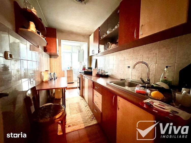Apartament cu 3 camere decomandat în Independenței