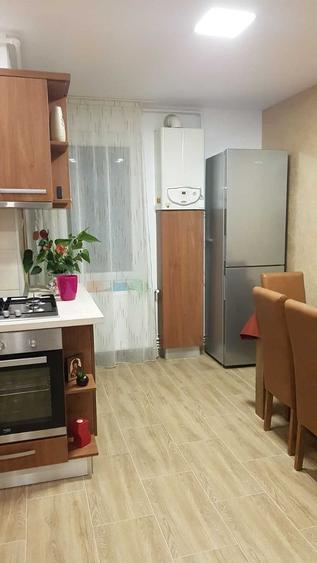 Apartament cu 2 camere decomandat în Tudor