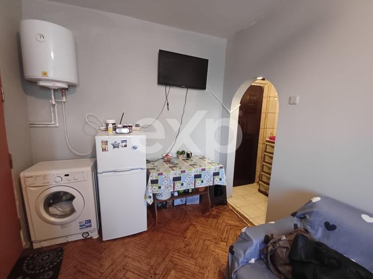 Garsonieră semidecomandată, mobilată în Războieni
