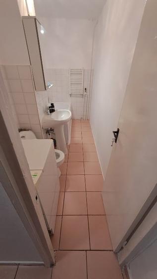 Garsonieră decomandată în Complex Studențesc