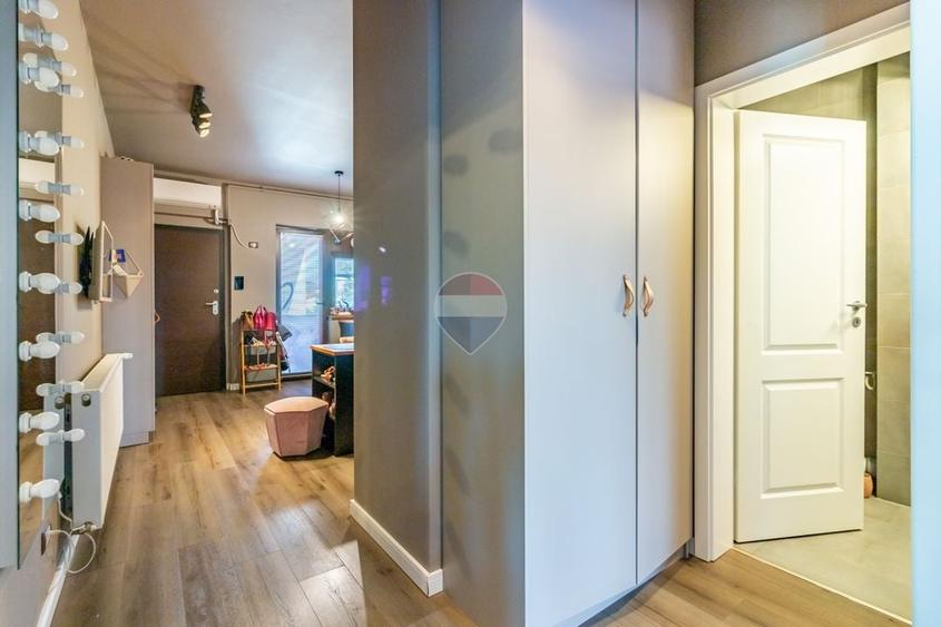 Apartament cu 2 camere semidecomandat, mobilat în Muncii