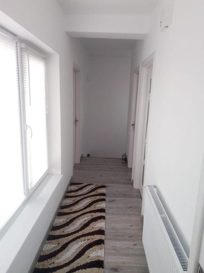 Casă cu 4 camere cu Teren 245 Mp în Prundu