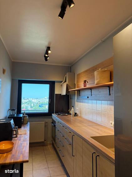 Apartament cu 3 camere decomandat în Doamna Ghica