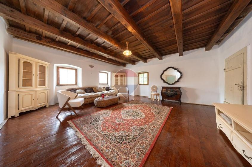 Casă individuală cu 3 camere cu Teren 1646 Mp în Bicfalău
