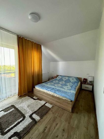 Casă cu 4 camere în Ștefănești