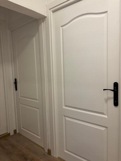 Apartament cu 3 camere în P-ța Unirii