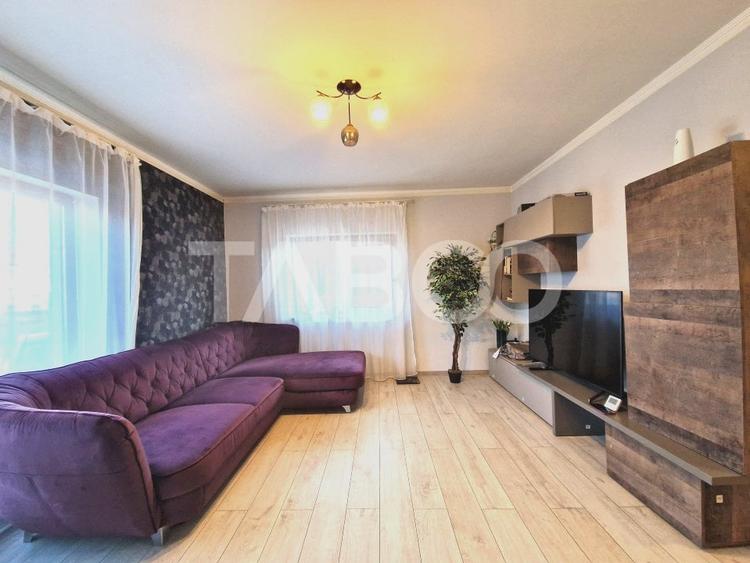 Apartament cu 3 camere decomandat, mobilat în Cisnădie