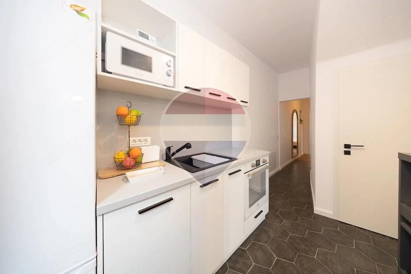 Apartament cu 2 camere semidecomandat în Brașovul Vechi