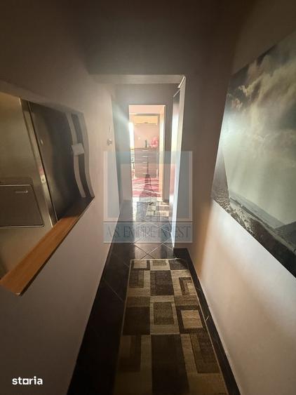 Apartament cu 4 camere decomandat, mobilat în Triaj