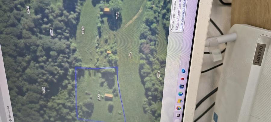 Teren de 16286 mp, în Runcu Mare