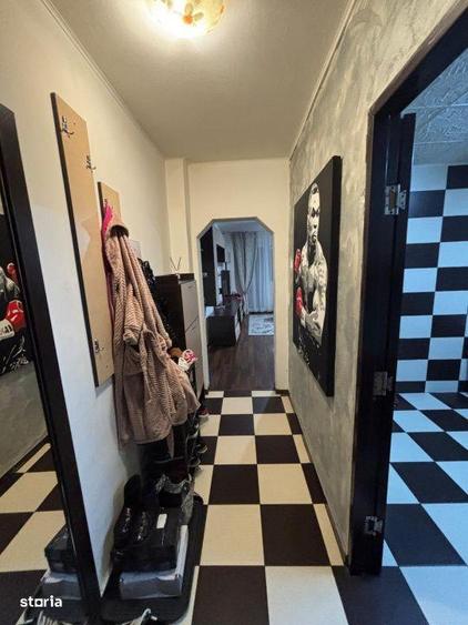 Apartament cu 2 camere semidecomandat, mobilat în Pantelimon