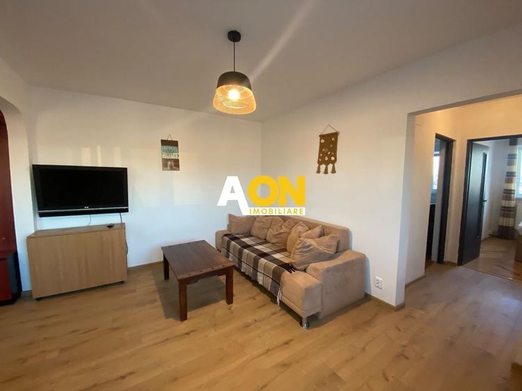 Apartament cu 3 camere decomandat, mobilat în Cetate