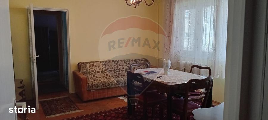 Apartament cu 2 camere semidecomandat în Aurel Vlaicu