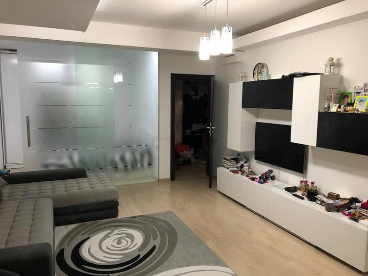 Apartament cu 2 camere decomandat, mobilat în Prelungirea Ghencea