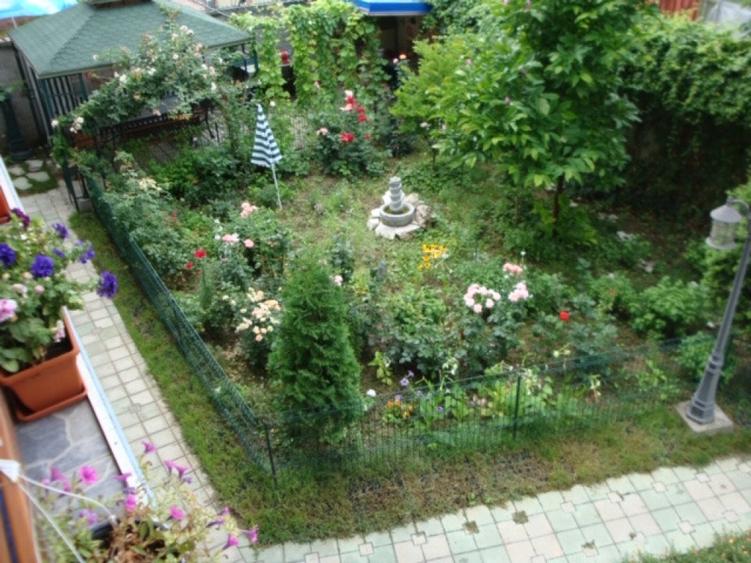 Casă cu 5 camere cu Teren 500 Mp în Mihai Bravu
