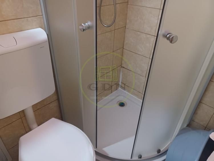 Garsonieră decomandată, mobilată în Central
