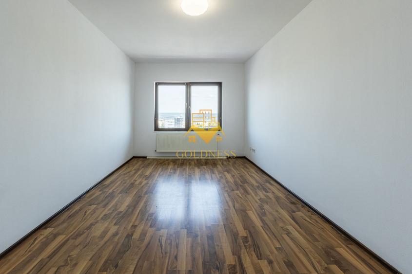Apartament cu 4 camere semidecomandat, mobilat în Calea Turzii