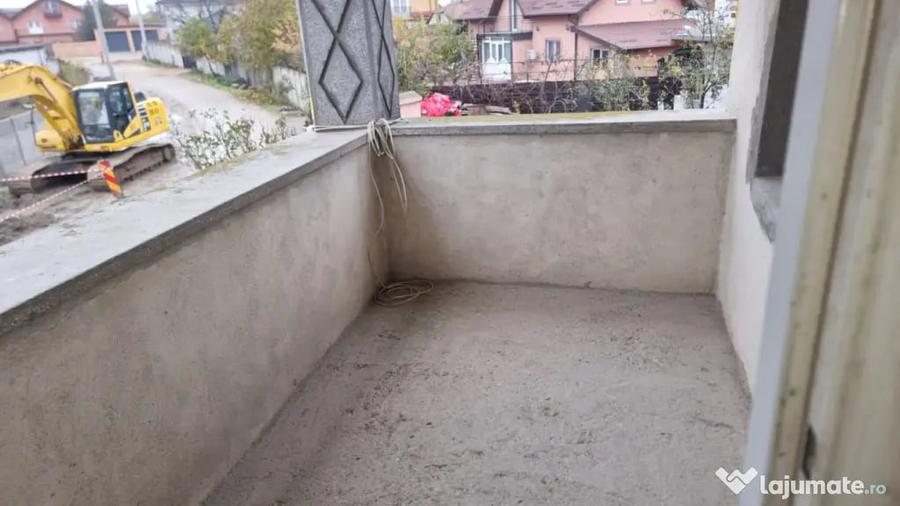 Casă cu 12 camere cu Teren 1300 Mp în Brestei