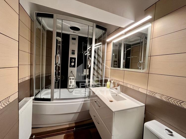 Penthouse cu 5 camere decomandat, mobilat în Fabric