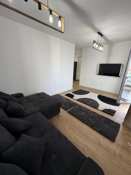 Apartament cu 2 camere decomandat în Calea Severinului