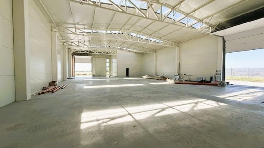 Spațiu comercial, de 590 mp, în Central