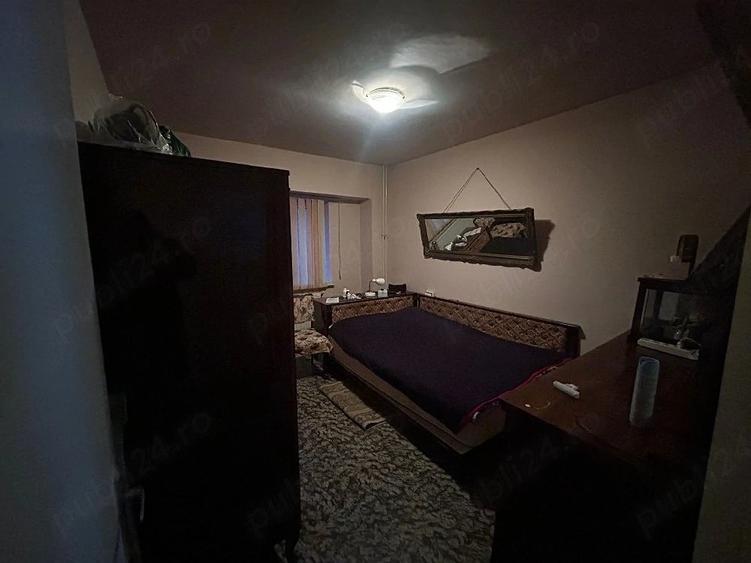 Apartament cu 2 camere decomandat în CET