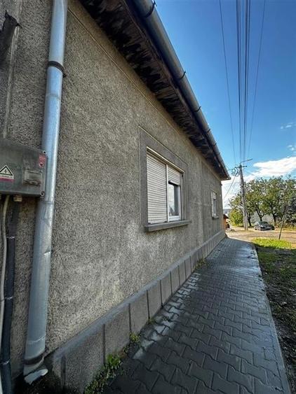 Casă individuală cu 3 camere cu Teren 415 Mp în Central