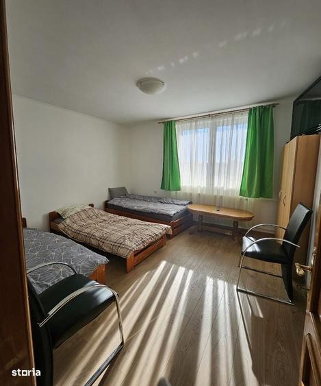 Casă cu 4 camere decomandat în Sânmartin