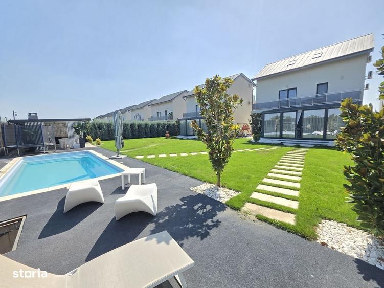 Casă cu 4 camere cu Teren 1200 Mp în Central