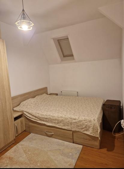 Apartament cu 2 camere nedecomandat, mobilat în P-ța Doina