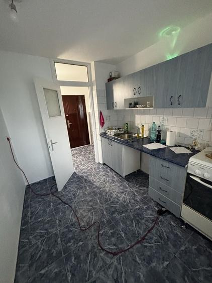 Apartament cu 2 camere decomandat în Rahova