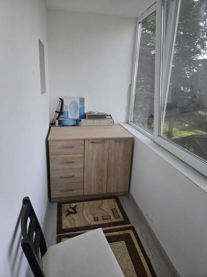 Apartament cu 3 camere decomandat în Ghermănești