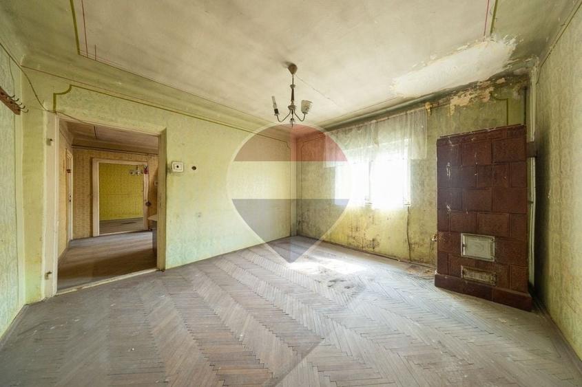 Casă cu 3 camere cu Teren 140 Mp în Bartolomeu