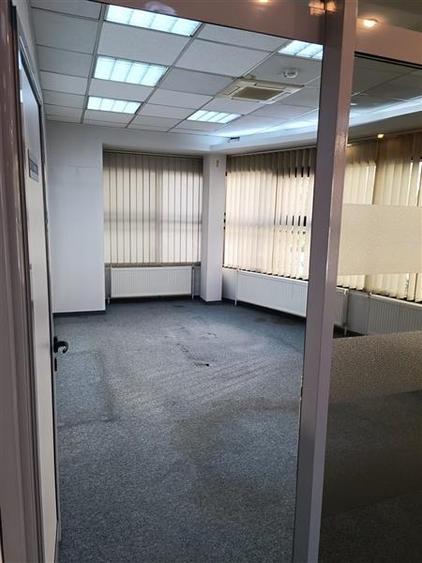 Spațiu comercial, de 470 mp, în Ultracentral