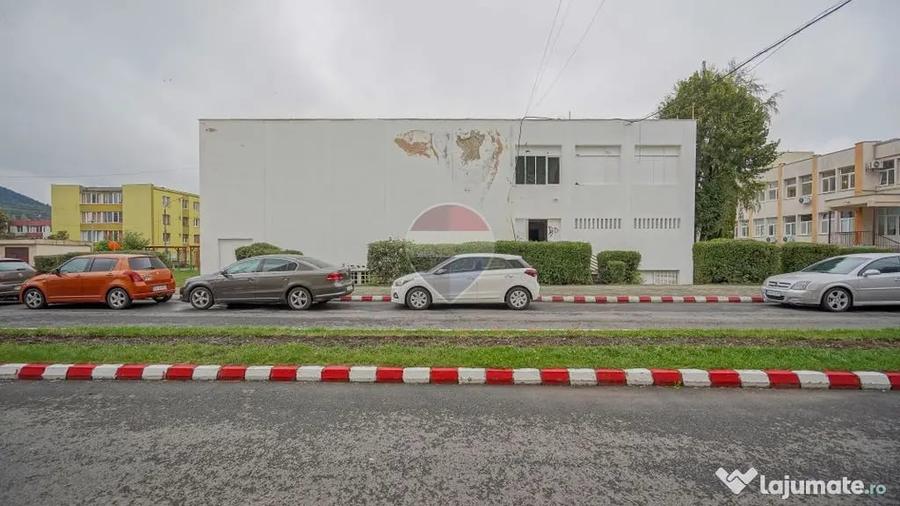 Spațiu comercial, de 973 mp, în Electroprecizia