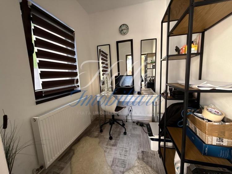 Duplex cu 4 camere cu Garaj în Florești